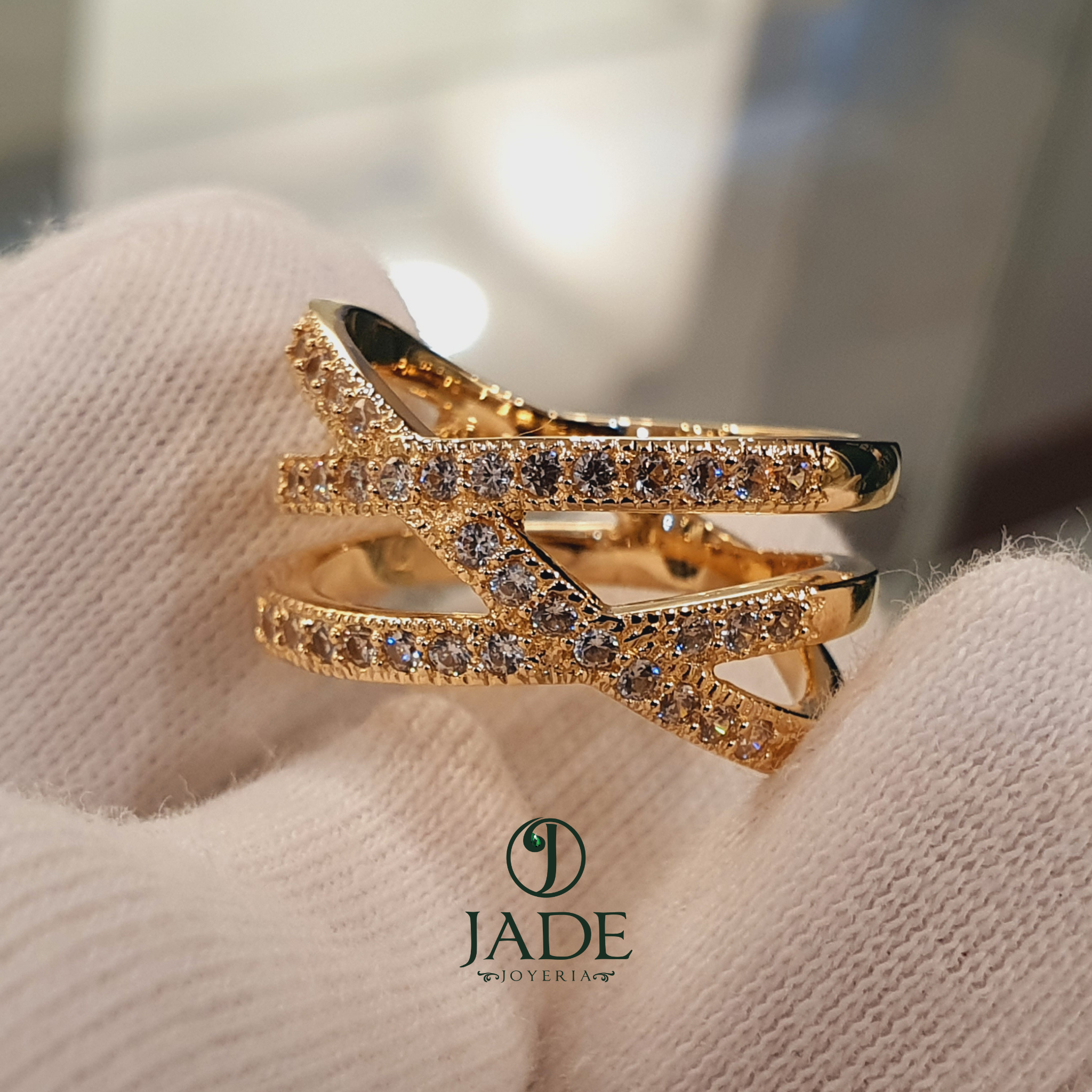 Anillo entrelazado