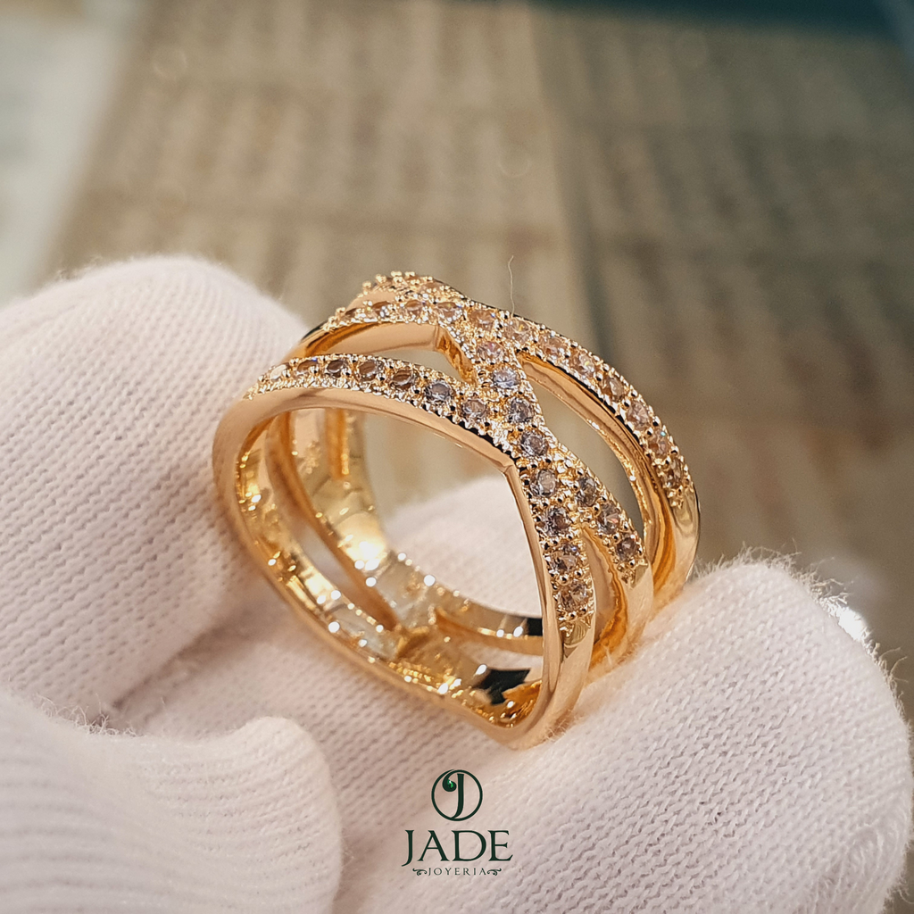 Anillo entrelazado