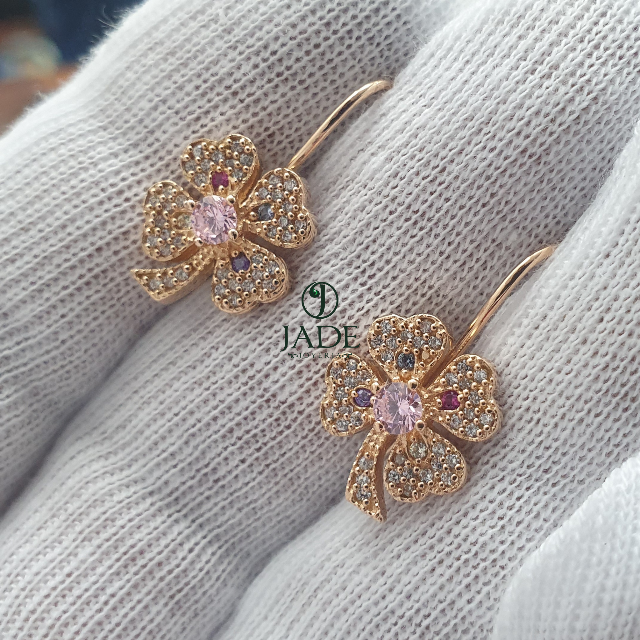 Aretes de flor full piedras