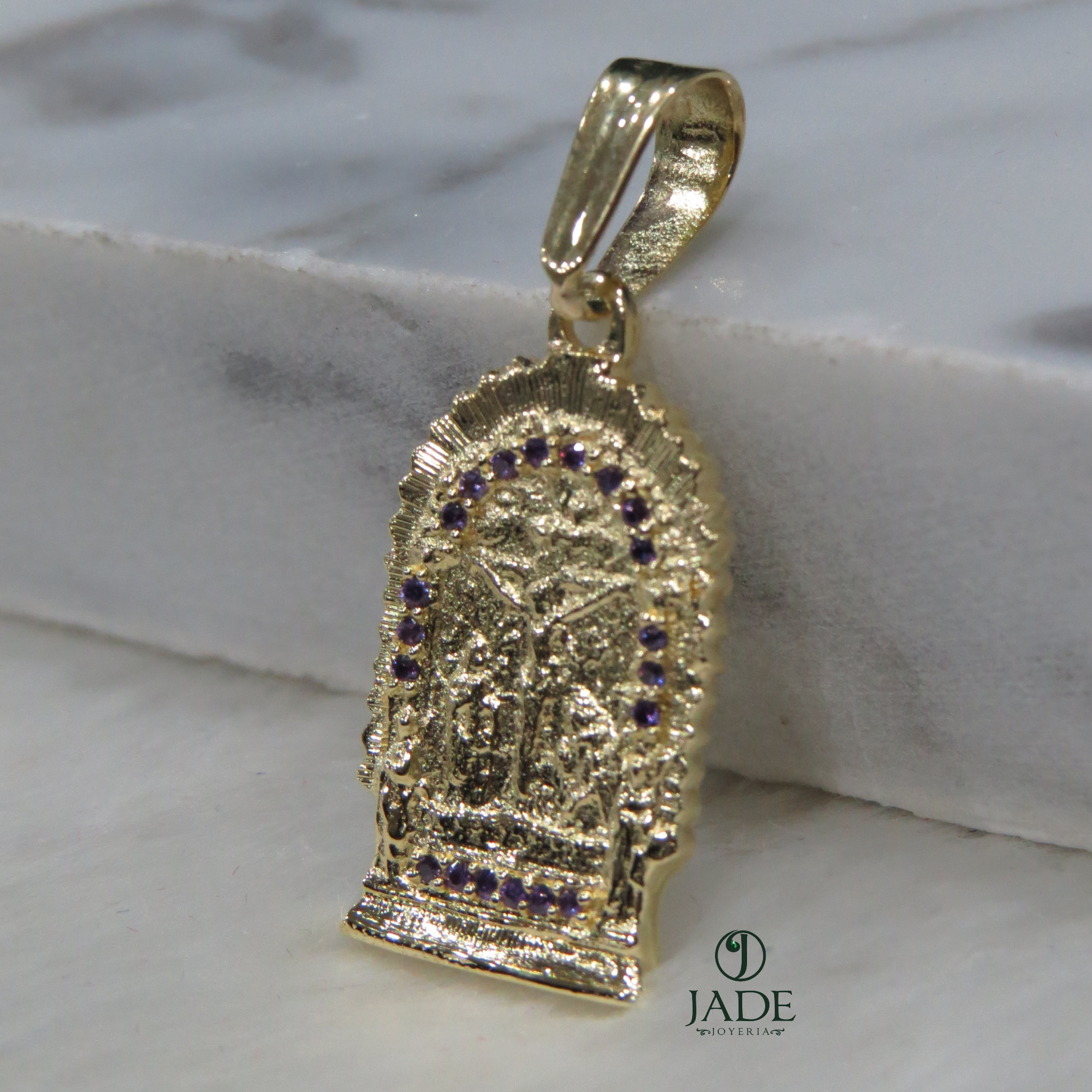 Dije del Señor de los milagros
