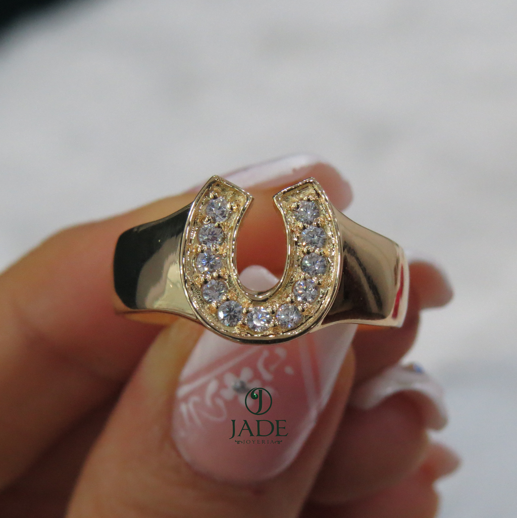 Anillo de herradura