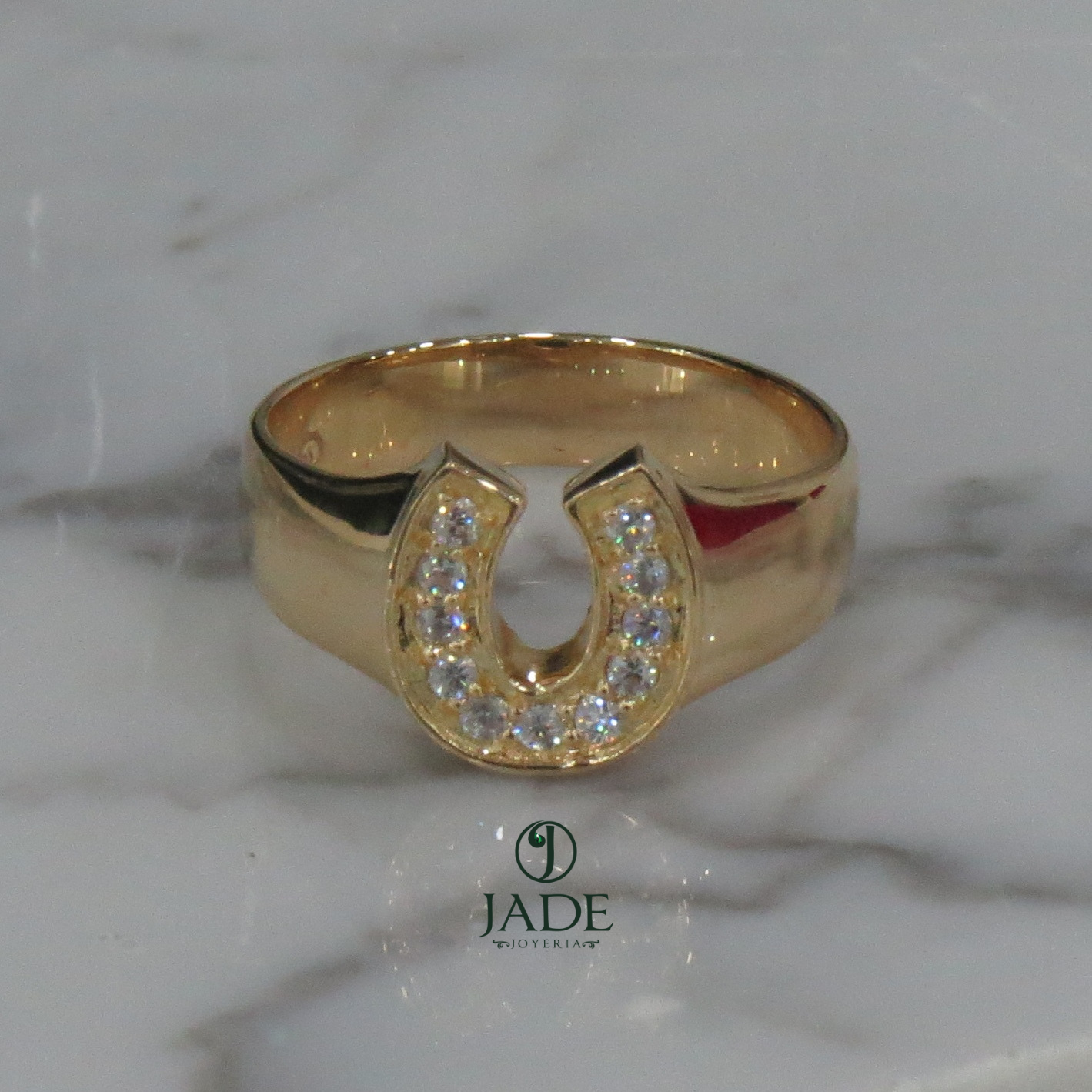 Anillo de herradura