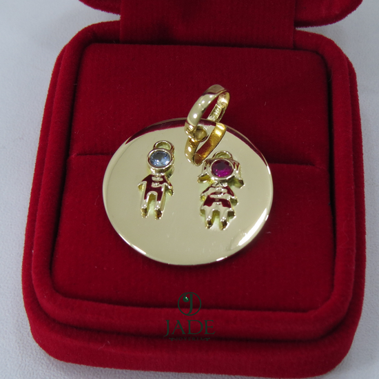 Dije circular con niños en alto relieve en oro 18k – Jade18k