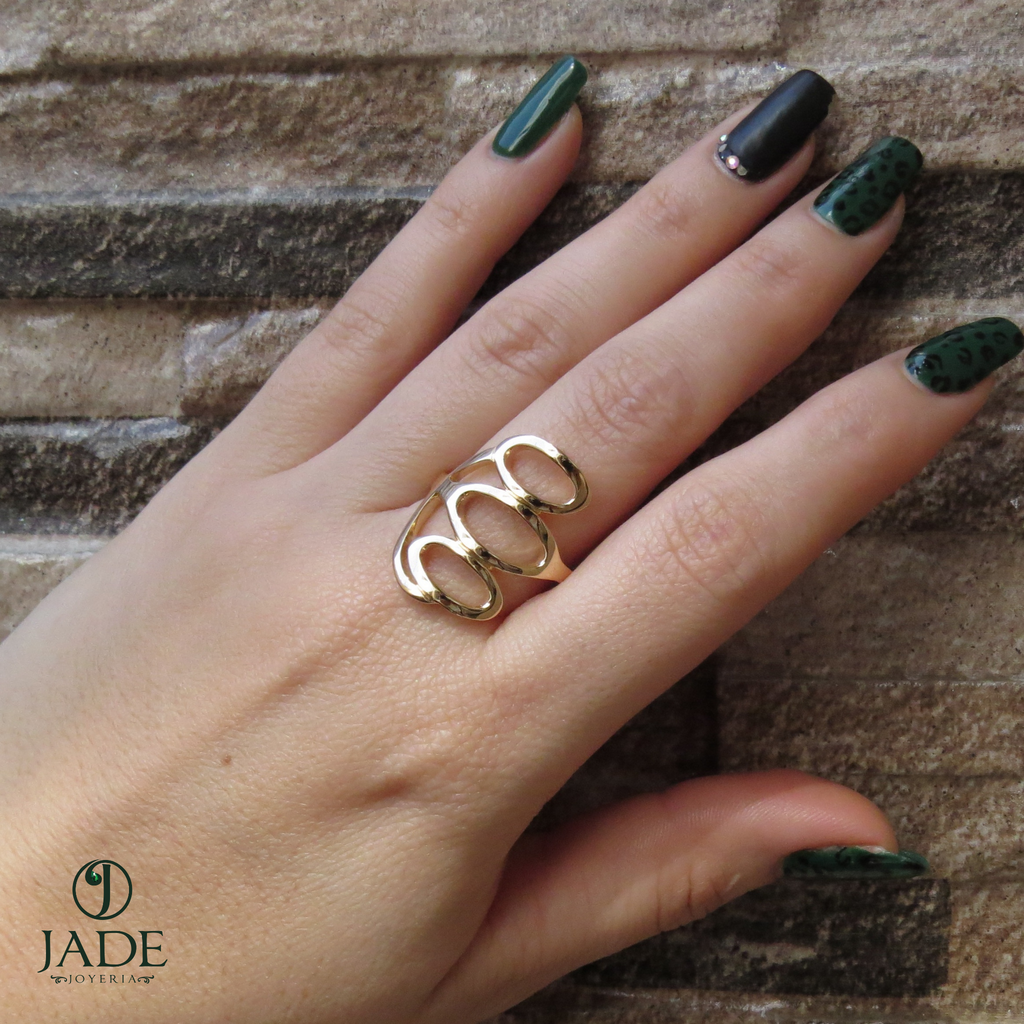 Anillo diseño de circulos