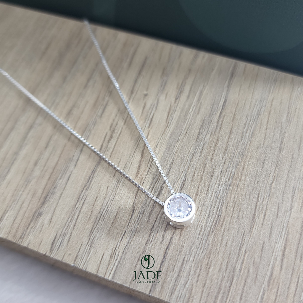 Collar Jou en plata fina