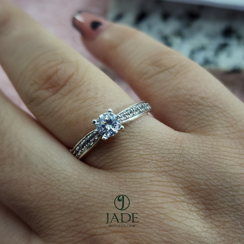 Anillo de Compromiso  Nancy