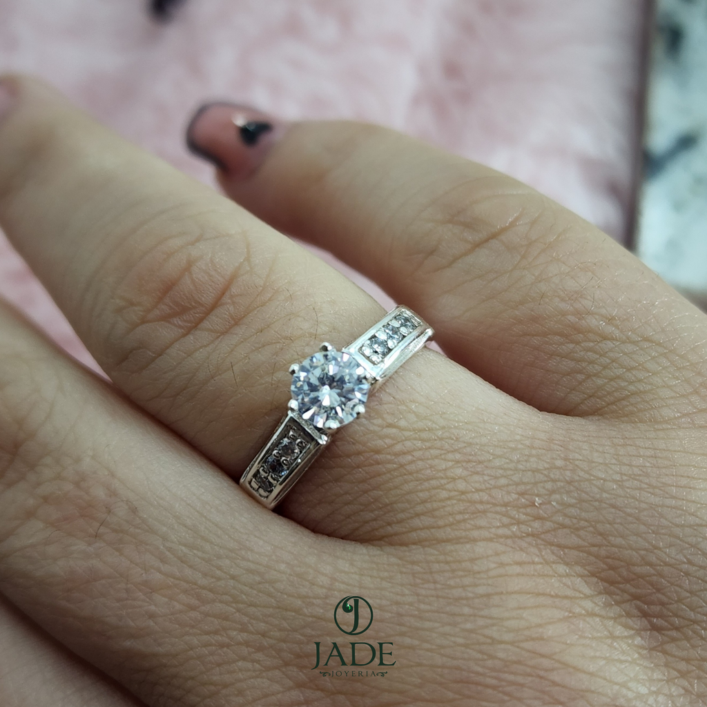 Anillo Fatima de Compromiso en Plata Piedra Redonda