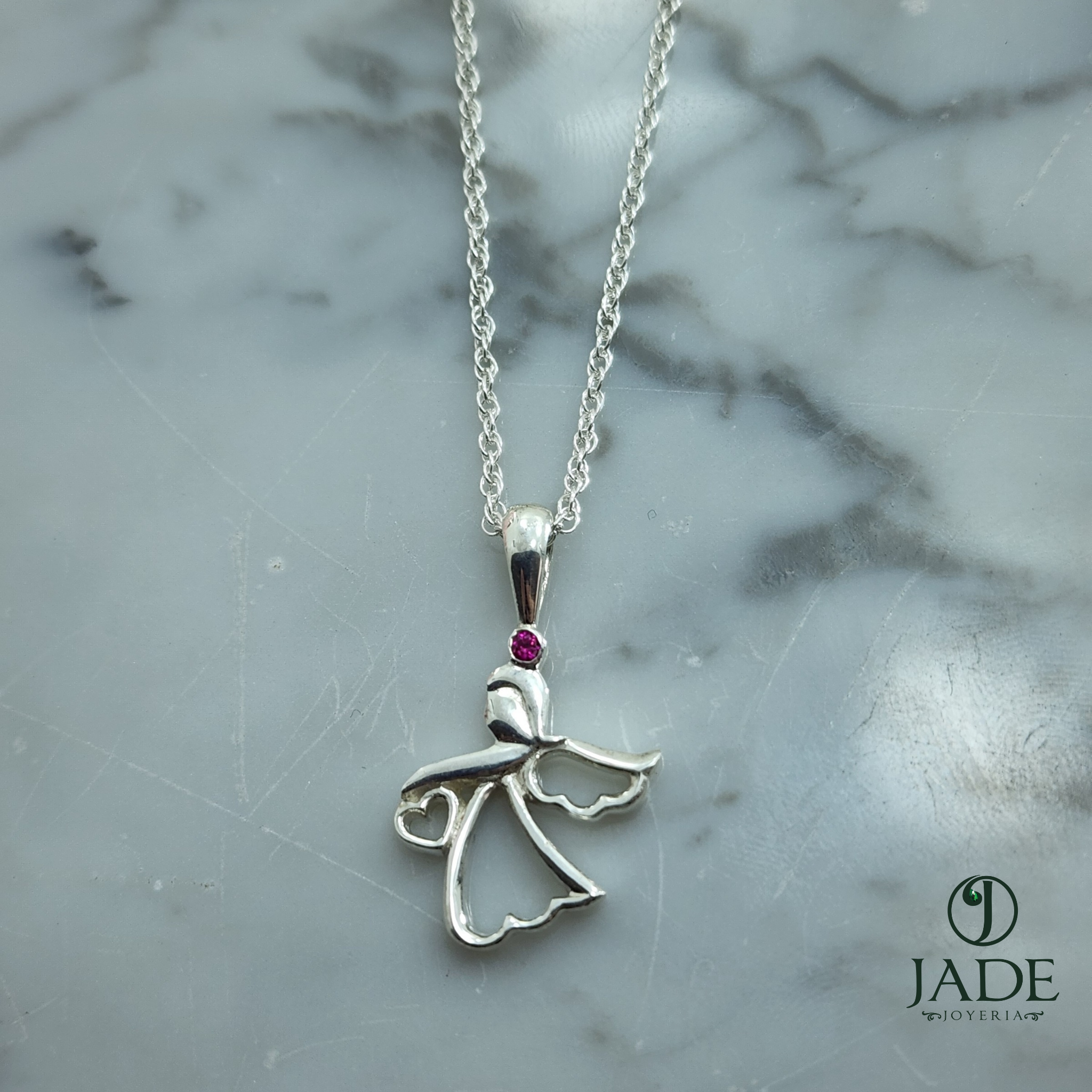 Collar angelito en plata fina