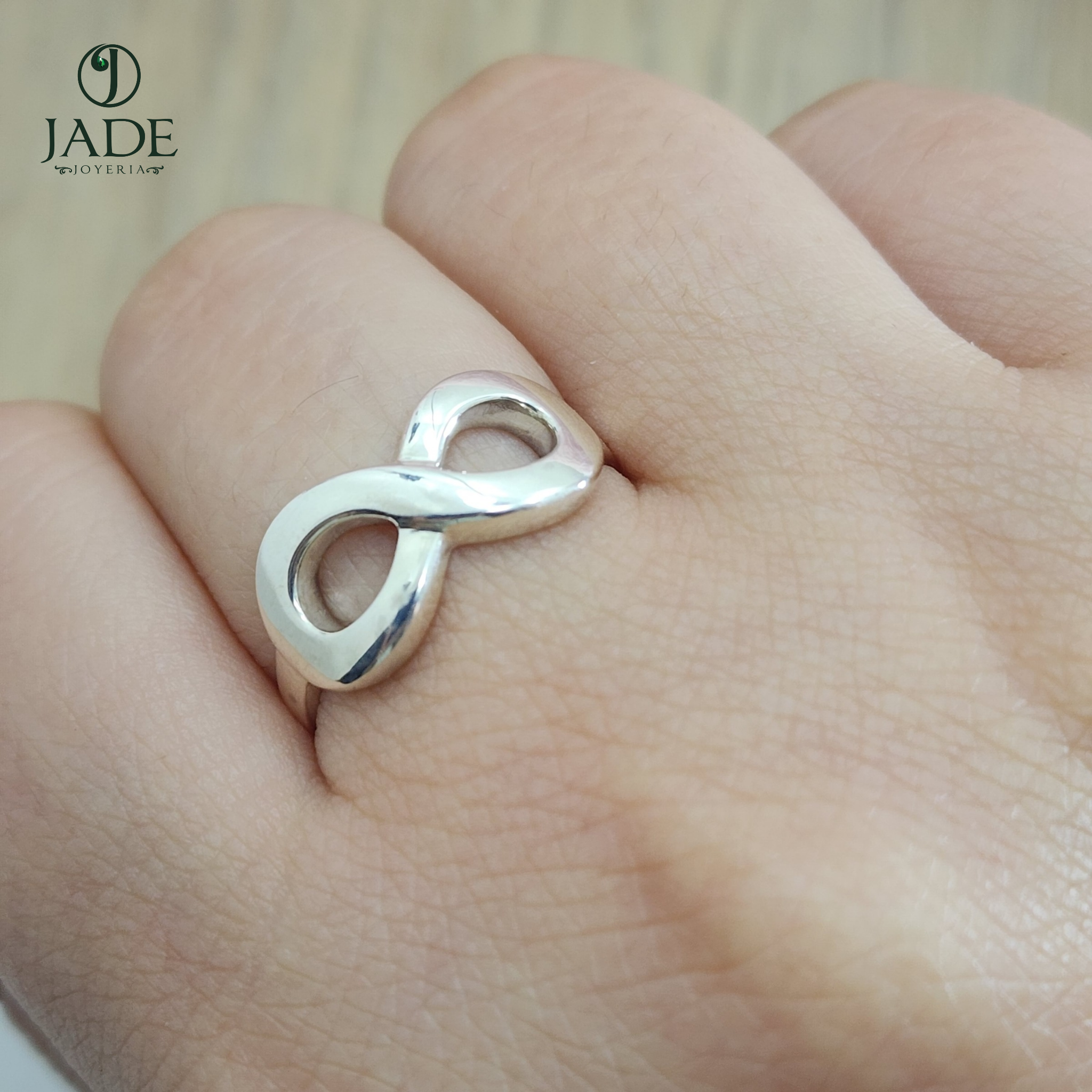Anillo Gran Infinito en plata fina