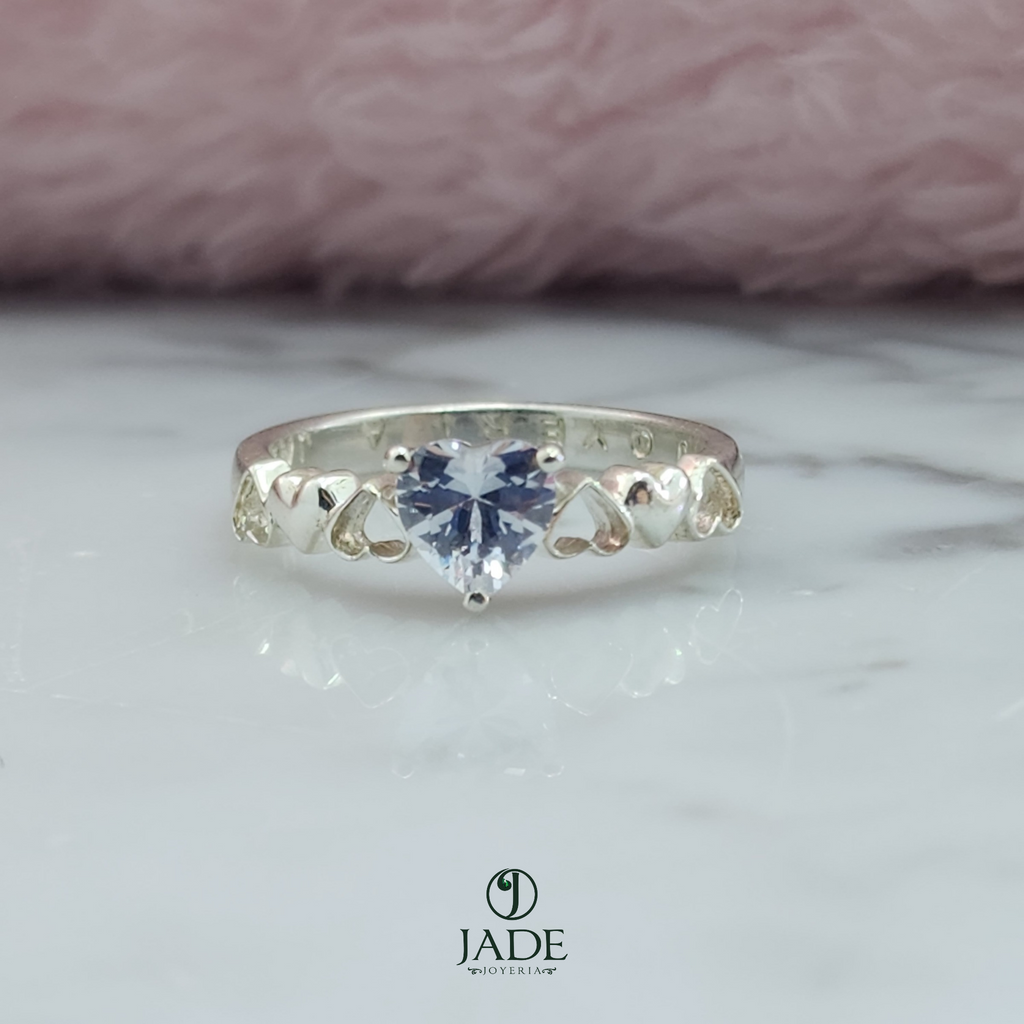 Anillo corazón en plata fina