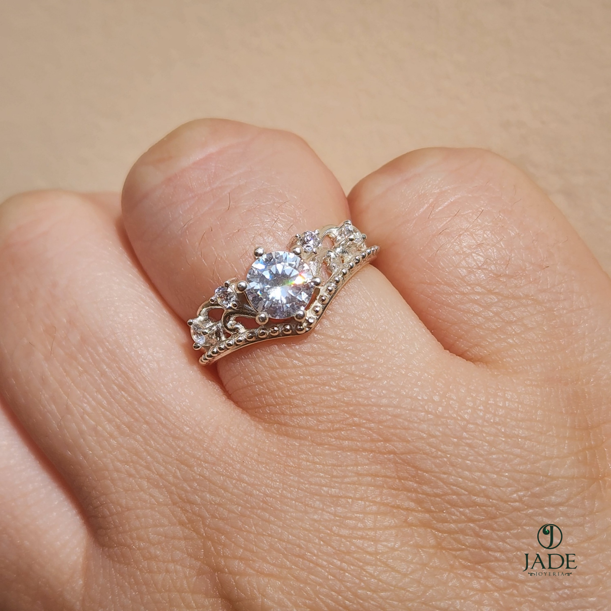 Anillo Corona de Amor en plata fina