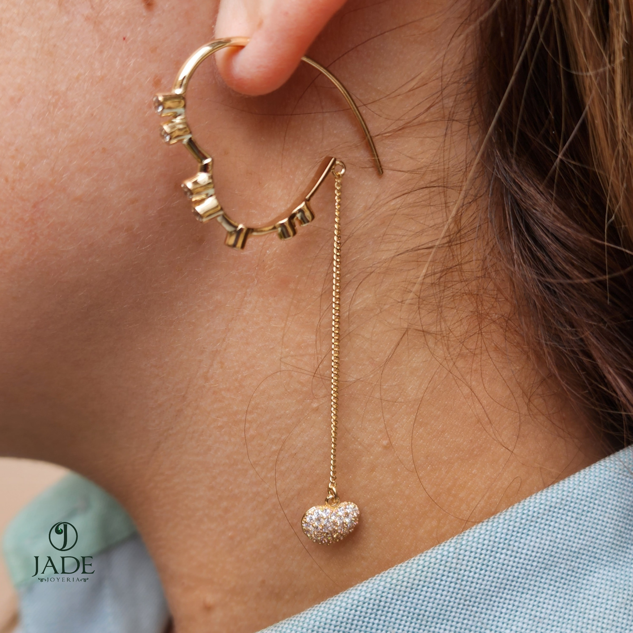 Aretes Colgantes de Corazón