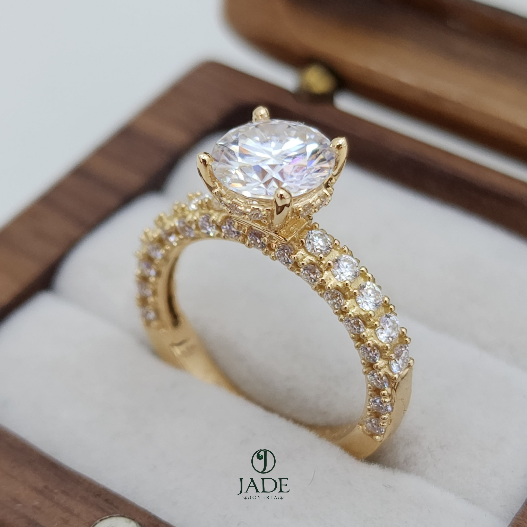 Anillo de compromiso Fey