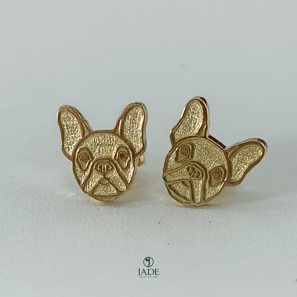 Aretes de perro en oro
