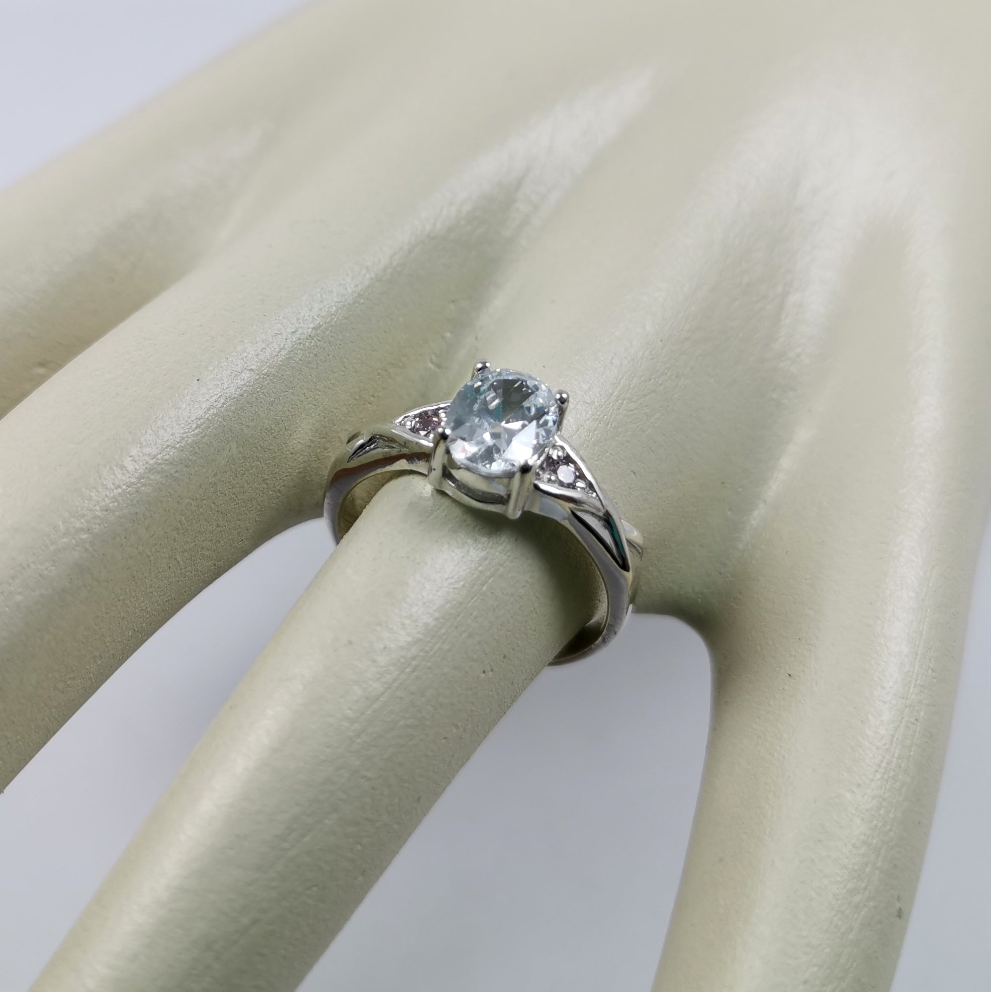 Compromiso en Plata Ley Anillo Natalie