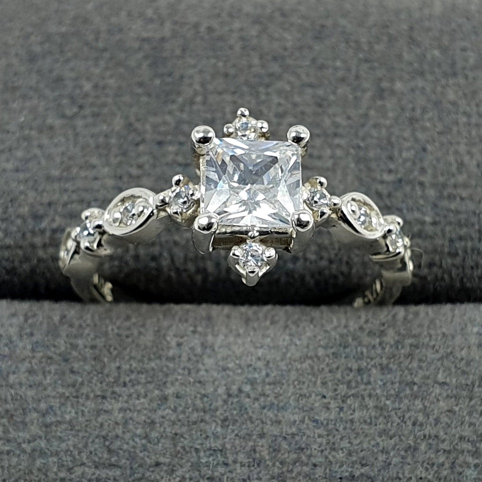 Anillo de Compromiso Plata " Emperatriz"