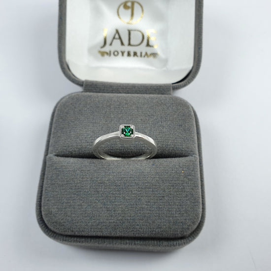 Anillo de Compromiso Plata "Esmeralda" – Jade18k (vista 3)