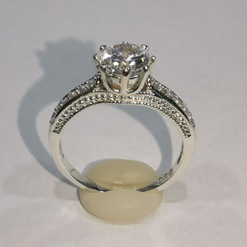 Anillo Gisselle de Compromiso en Plata