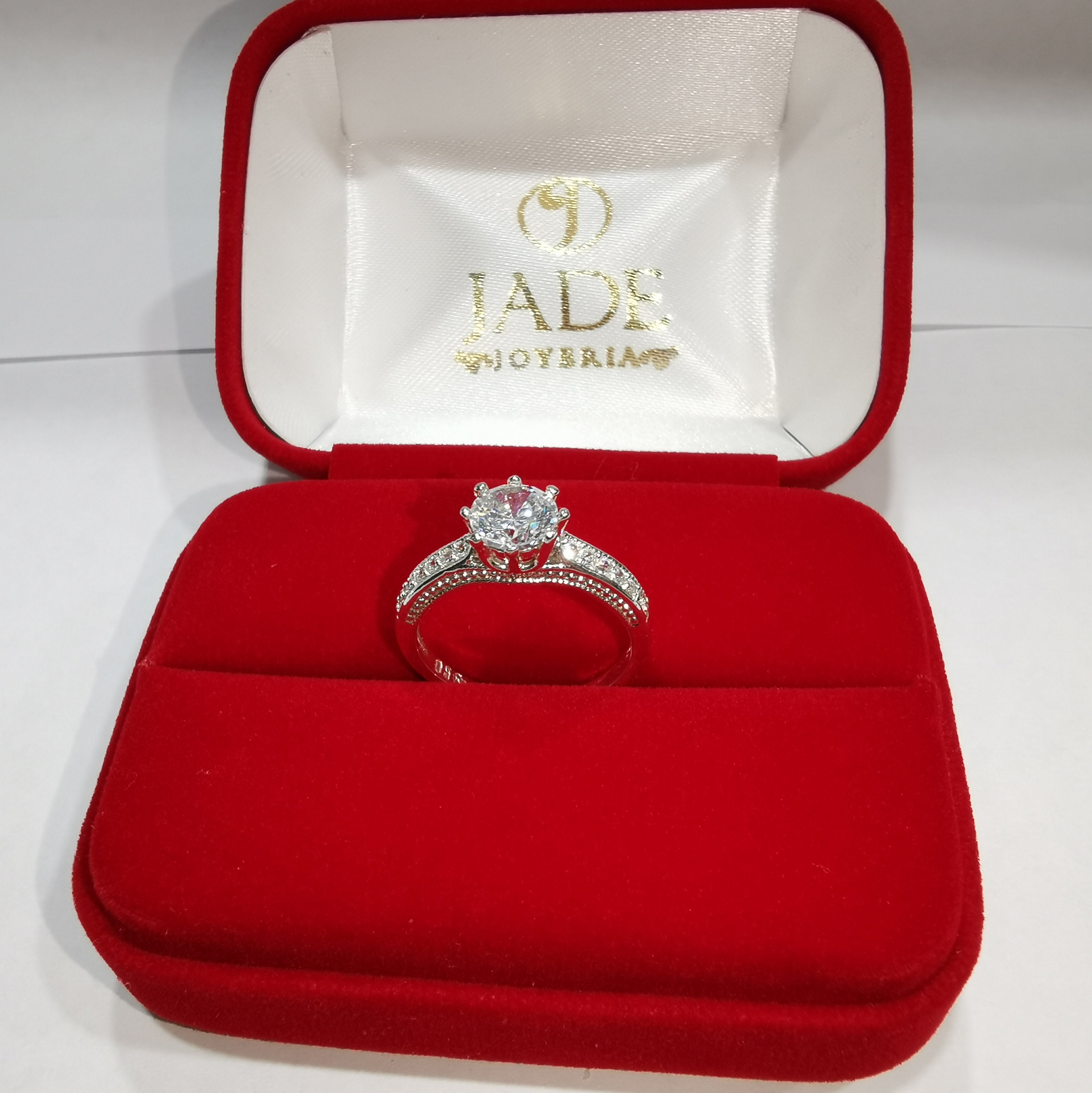 Anillo Gisselle de Compromiso en Plata