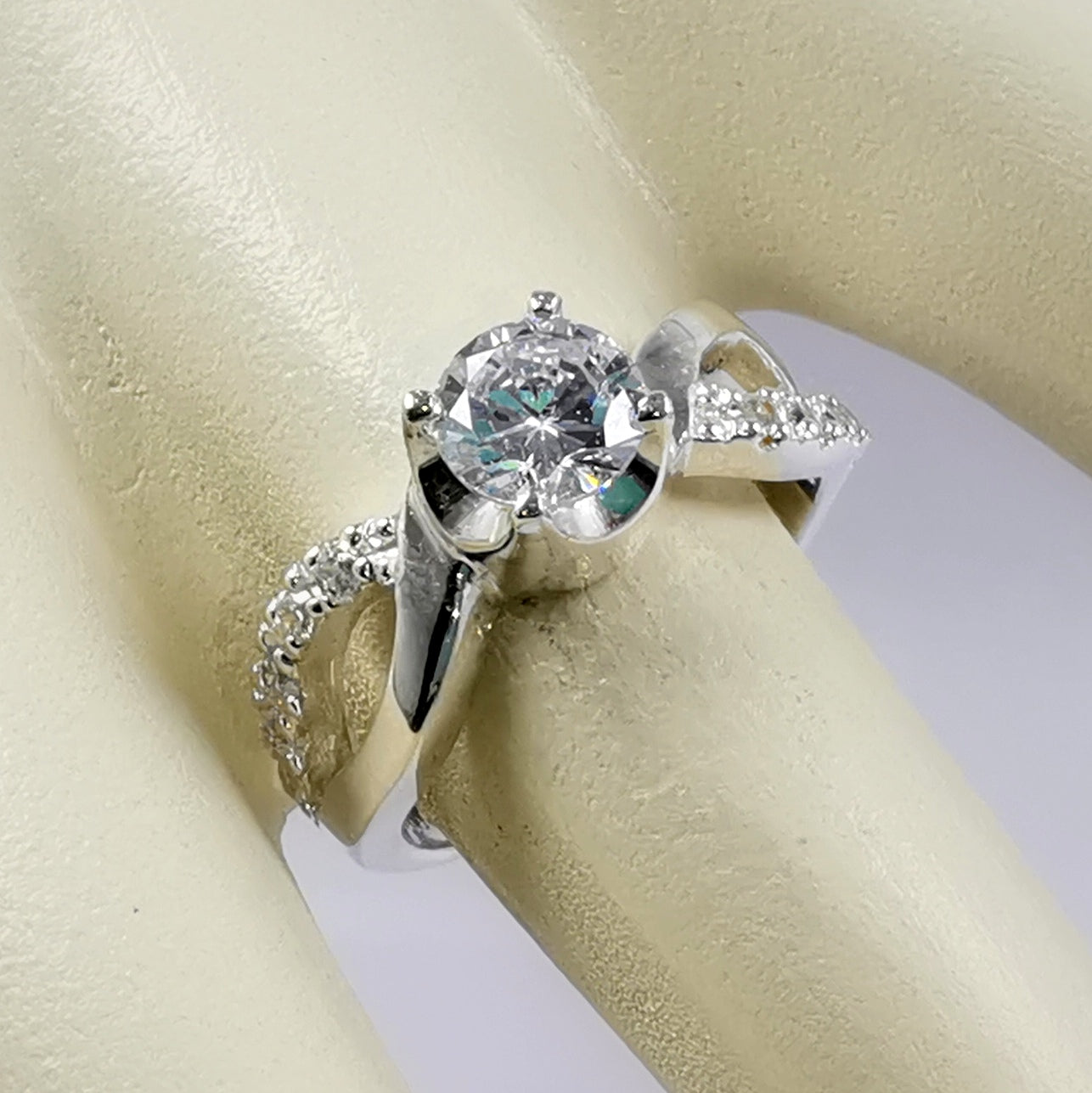 Anillo de Compromiso en Plata "Sophie"