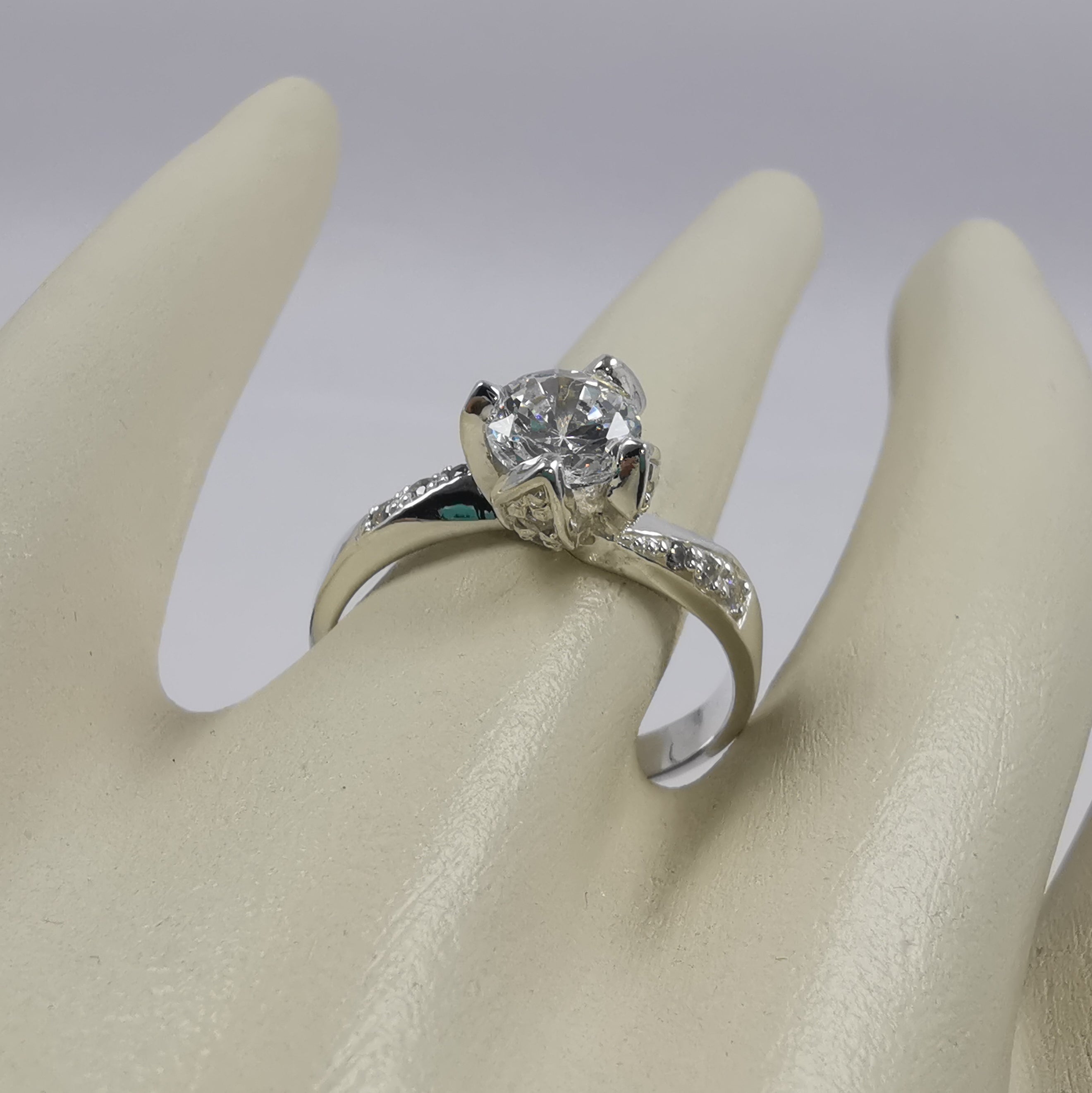 Anillo de Compromiso en Plata "Ursula"