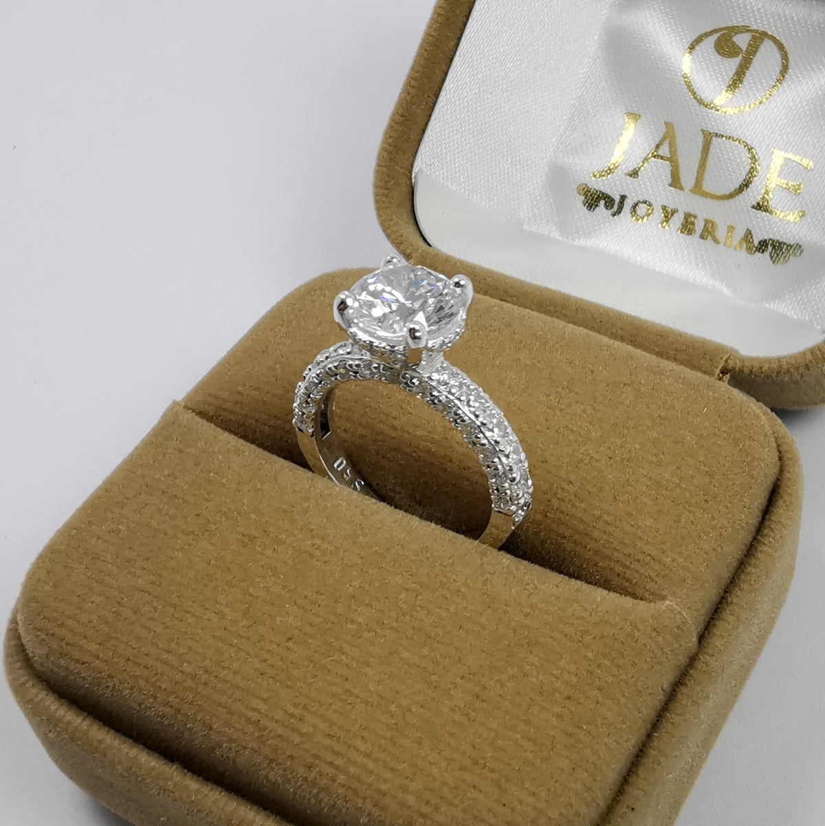 Anillo Monica de Compromiso en Plata