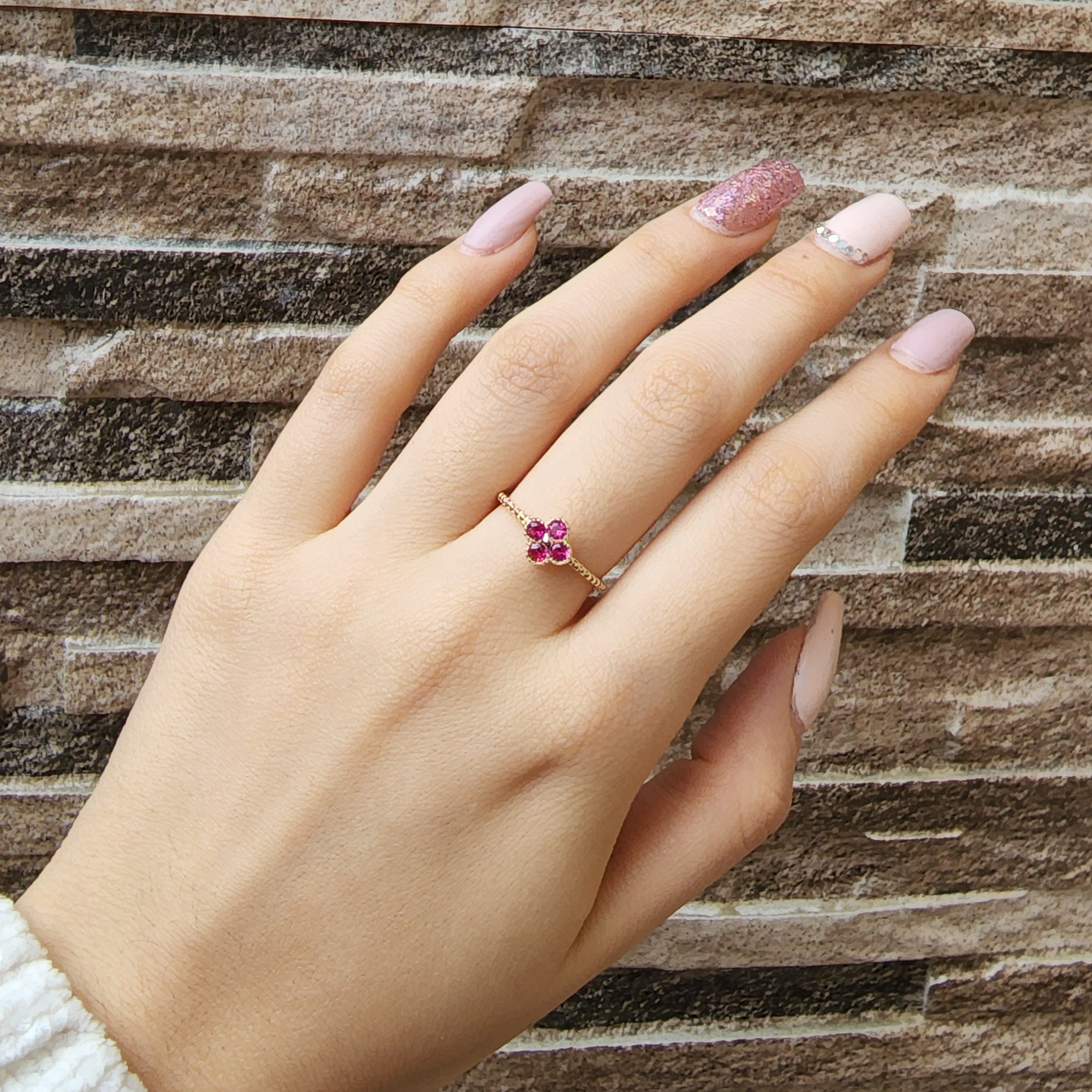 Cintillo con flor central