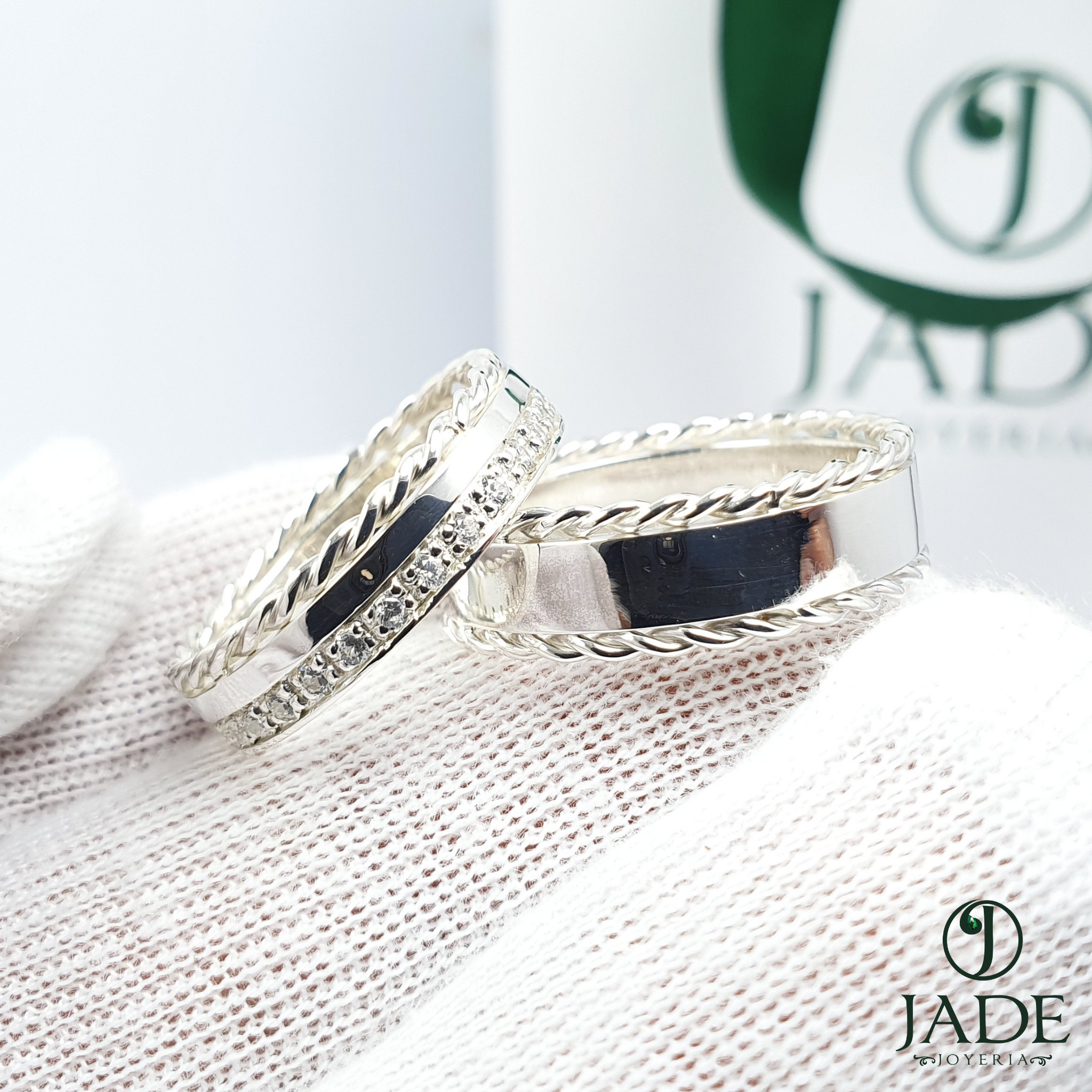 Alianzas trenzadas y con piedras en plata ley