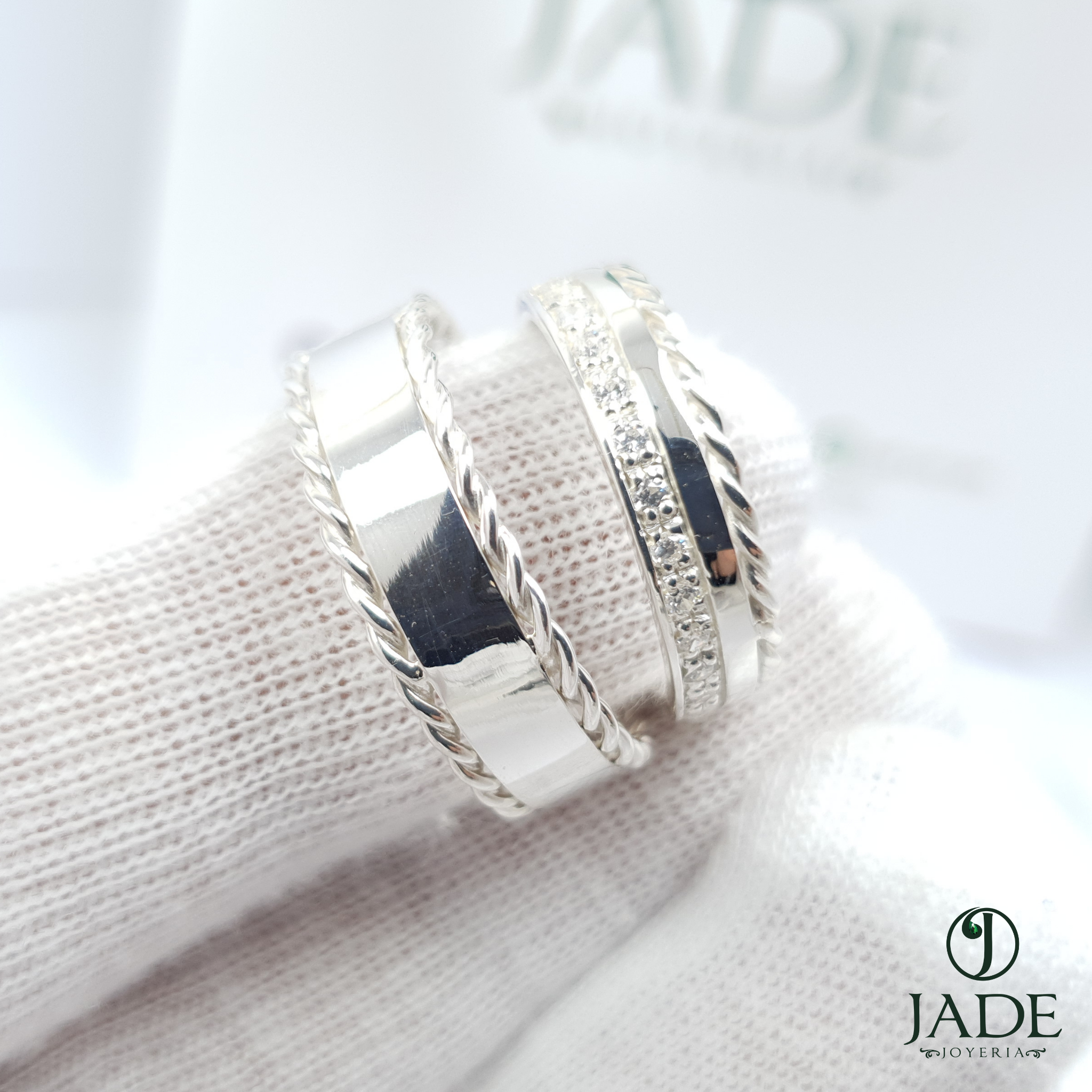 Alianzas trenzadas y con piedras en plata ley