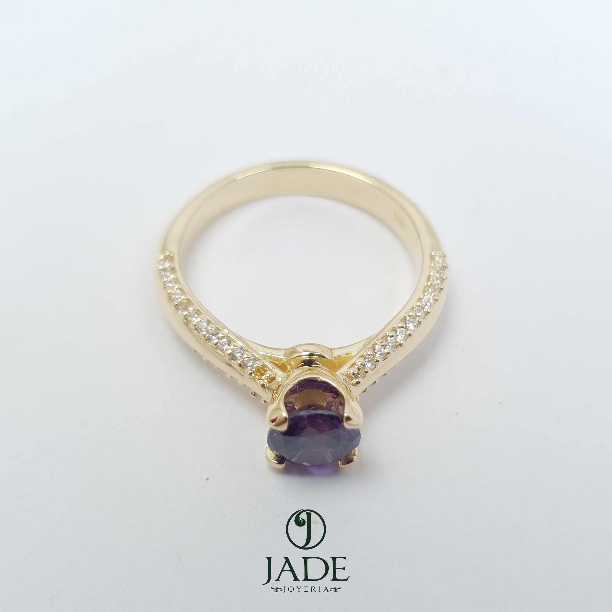 Anillo piedra morada