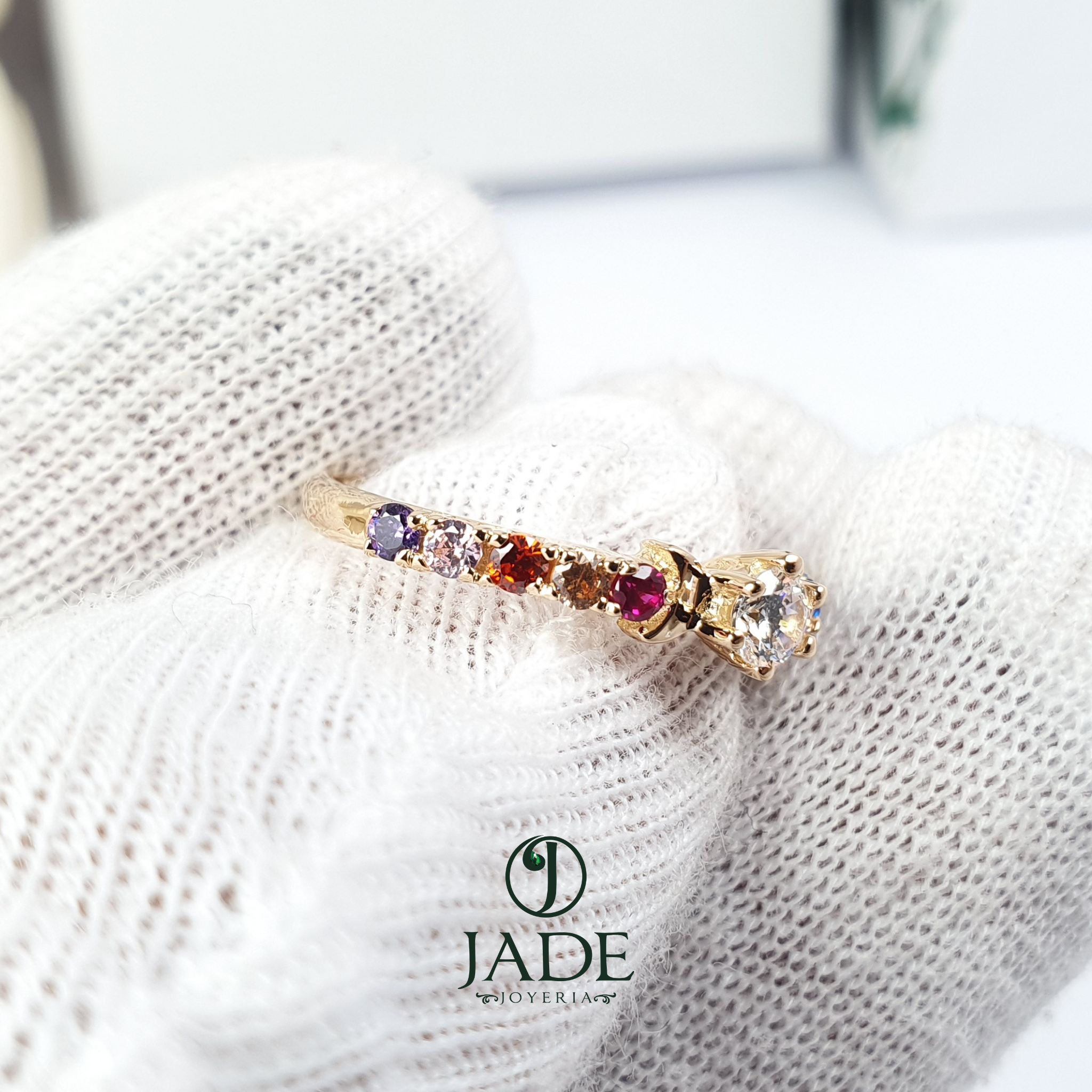 Anillo arcoiris en oro