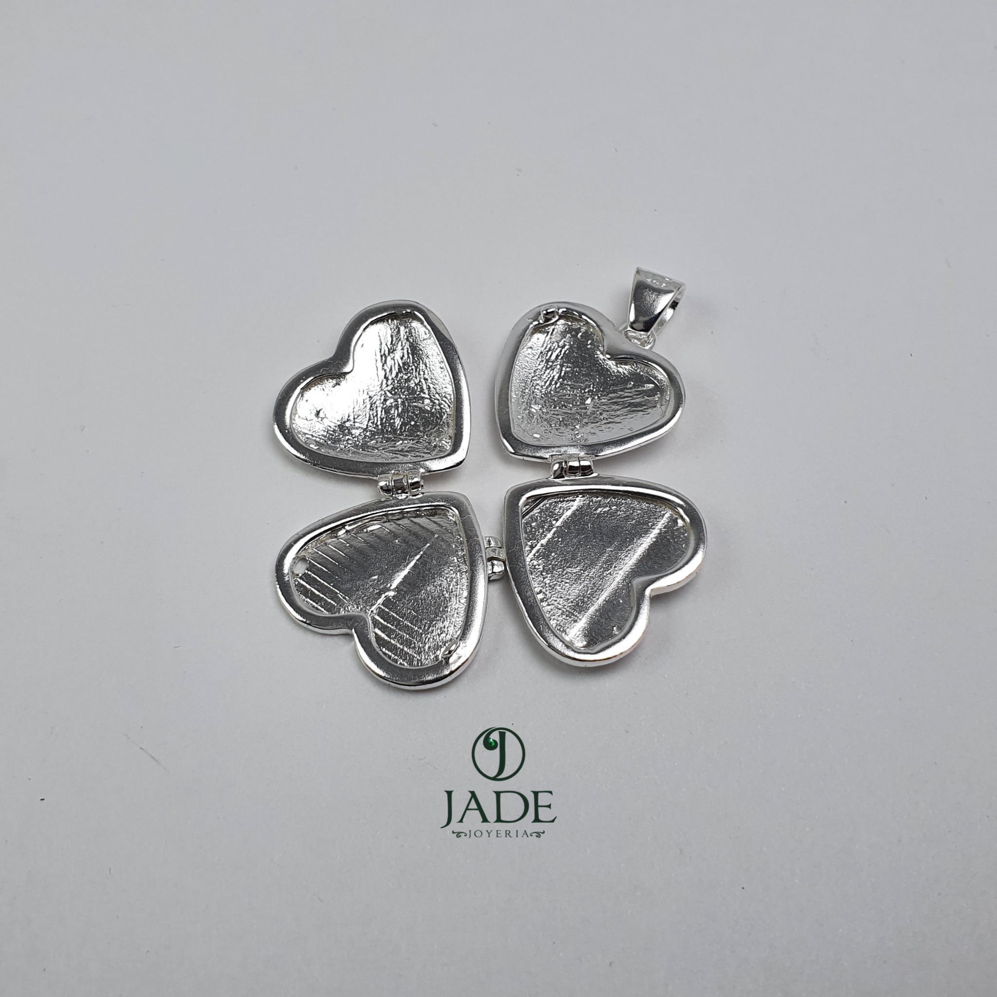 Relicario de corazón para 4 fotos en plata fina