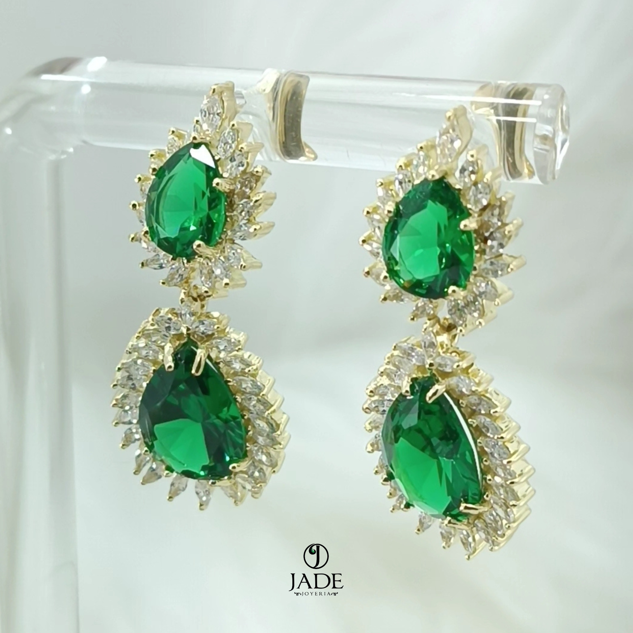 Aretes circón verde