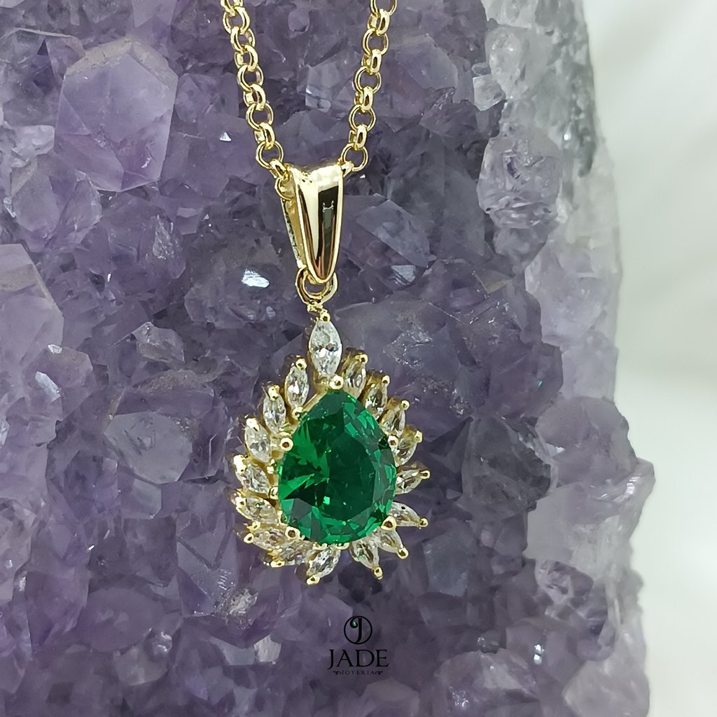 Collar circón verde