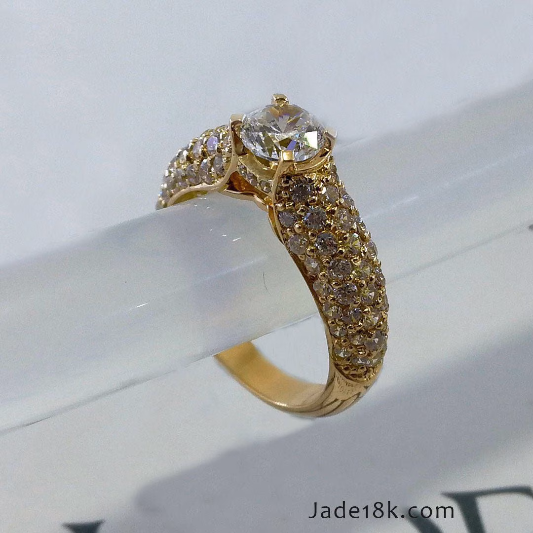 Anillo Nuestro Amor Brilla de compromiso en oro de 18k