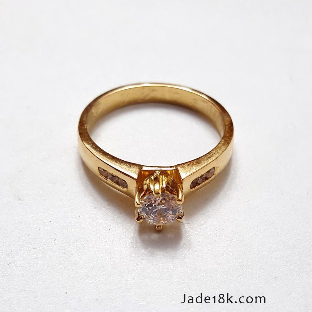 Anillo Saura de Compromiso en oro 18k