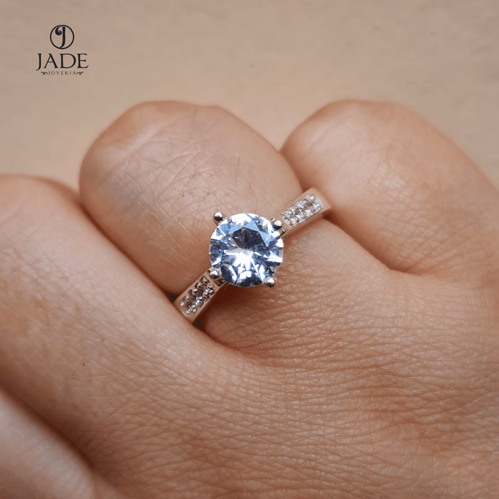 Anillo Amor Sagrado en plata fina