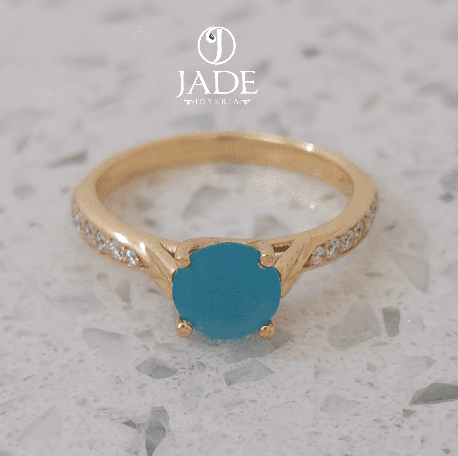 Anillo Jade en oro 18k