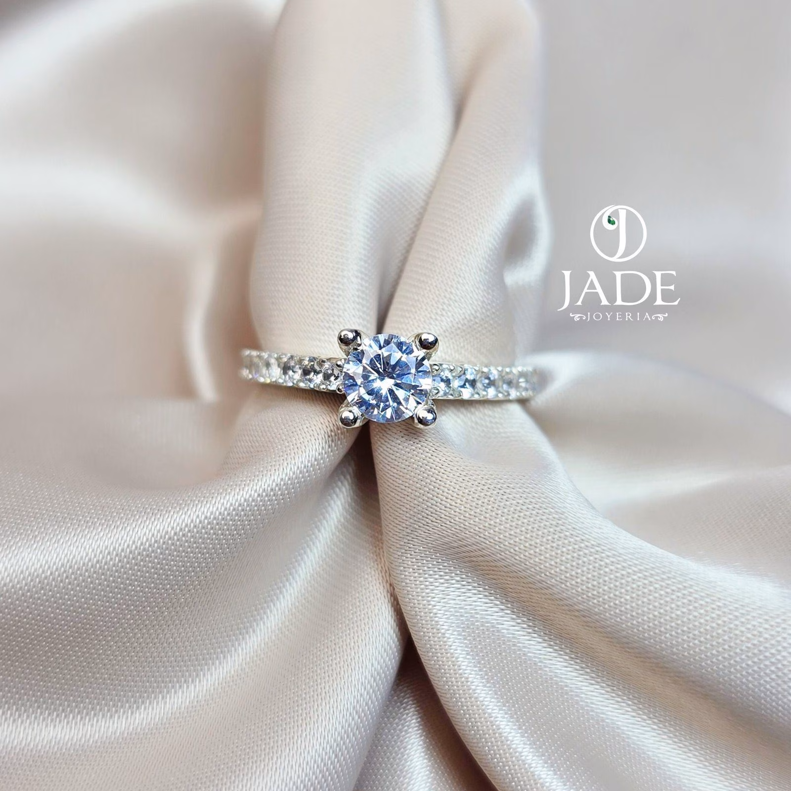 Anillo Rafaella